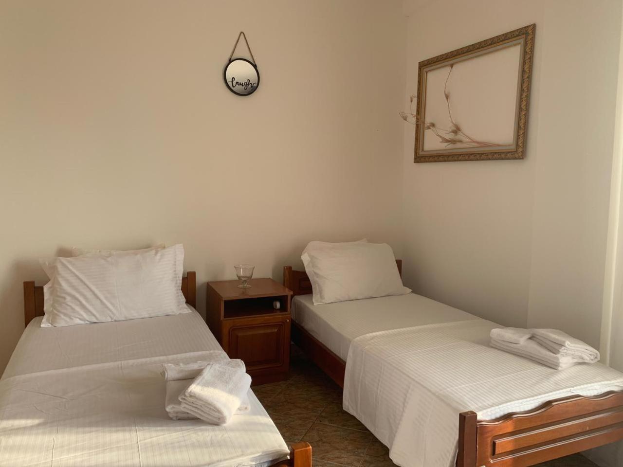Kenza Apartments Sarandë Habitación foto