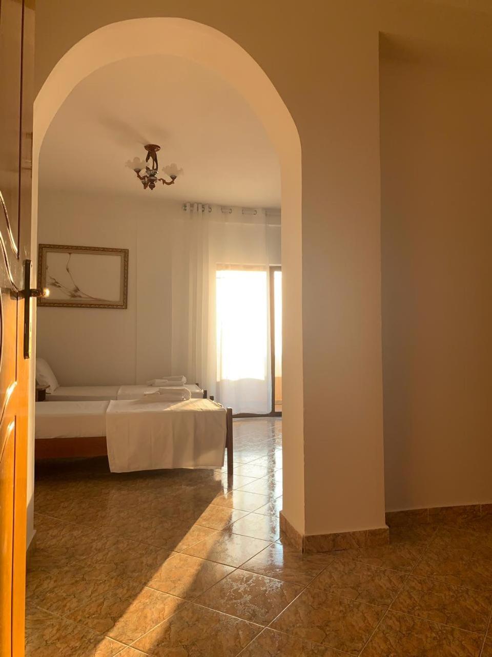 Kenza Apartments Sarandë Habitación foto